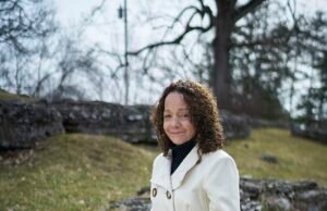 Se revela el trágico deseo de Alison, la hermana de Mariah Carey, mientras sus amigos critican a la cantante por no ayudarla durante sus últimos días