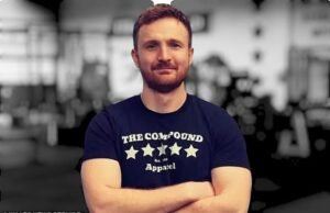 Los homenajes llegan al “valiente” jugador de rugby, de 31 años, a quien le diagnosticaron un tumor cerebral mortal después de desplomarse en el gimnasio