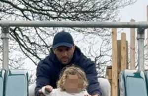 Imágenes que muestran a Kyle Walker como un padre cariñoso con hijos que engendró en secreto. KATIE HIND revela la historia detrás de una serie de fotos extraordinarias… y por qué son una puñalada en el corazón de su esposa