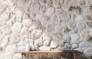 Transformar el medio ambiente con rocas naturales: belleza y durabilidad