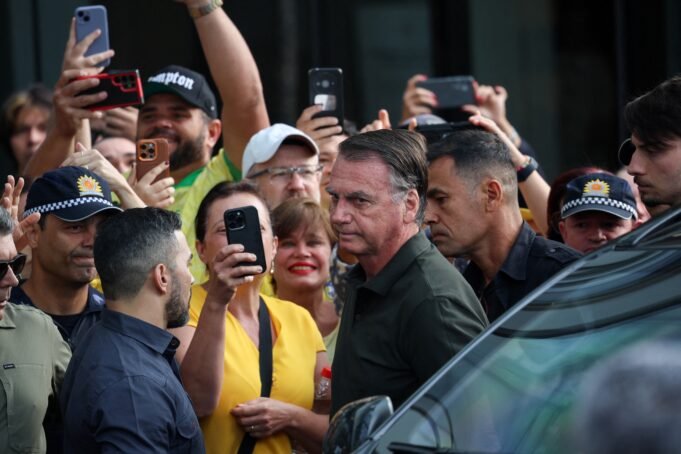 2025-09-14t110545z-381041192-rc2mrgal81b9-rtrmadp-3-brazil-bolsonaro.jpg