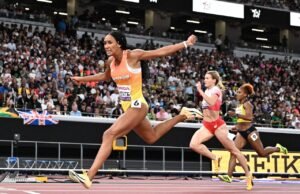 Maria Visent señala el récord de España