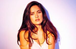 El espectacular cambio del cuerpo de Salma Hayak en 59 años después de cambiar su estilo habitual y de vida