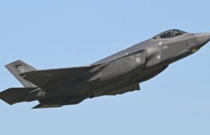 Un experto explica por qué el avión de combate vuela sin Windsield Viper y cómo solucionarlos