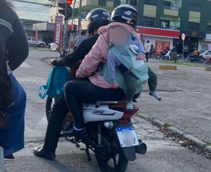 bebe-moto.jpeg