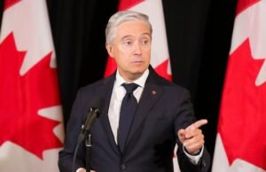 Los ministros están realizando revisiones de acuerdos oficiales para reducir el costo