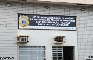 La mujer murió después de chocar la motocicleta en hierro protector en PE -60