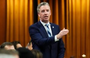 El comité de ética ordenó el estudio de la ley de conflictos de intereses