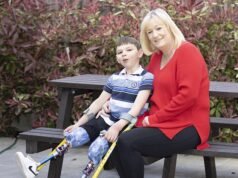 La madre adoptiva de Tony Hudgell habla sobre su terrible experiencia con el cáncer terminal: “Me di cuenta de que no estaré en su boda”