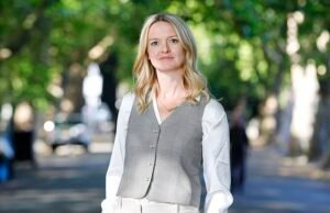 Mis hijas se niegan a ir a la escuela, así que les enseño desde casa. Sus hermanos son sus únicos amigos, pero aquí es por qué es la mejor decisión que he tomado, y por qué he abandonado el plan de estudios nacional