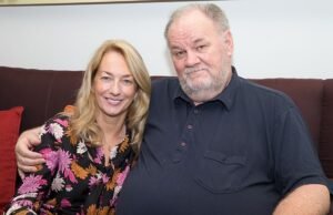 ‘Si morimos esta noche, ¿crees que Meghan vendrá a mi funeral?’: Por qué beber consejos de PG con Thomas Markle, ya que su apartamento de Filipinas del piso 19 fue sacudido por un terremoto fue el momento más surrealista de mi vida, escribe Caroline Graham