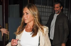Cómo Jennifer Aniston arregló mi corazón roto, por su nuevo hombre: hipnoterapeuta y entrenador de vida abre a cómo la estrella de los amigos lo ha hecho sonreír nuevamente después de que la “relación poco saludable lo dejó” roto “