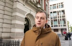 Stephen Glover: Cómo es el trabajo supino en sus tratos con China. Y que escándalo si han comprometido nuestra seguridad para mantener felices a nuestros nuevos maestros