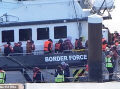 El bloqueo a los inmigrantes en embarcaciones pequeñas que reclaman la ciudadanía británica podría considerarse “ilegal” en un nuevo desafío legal de derechos humanos