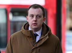 El sospechoso de espionaje chino fue detenido en Heathrow con £4.000 en efectivo en su maleta