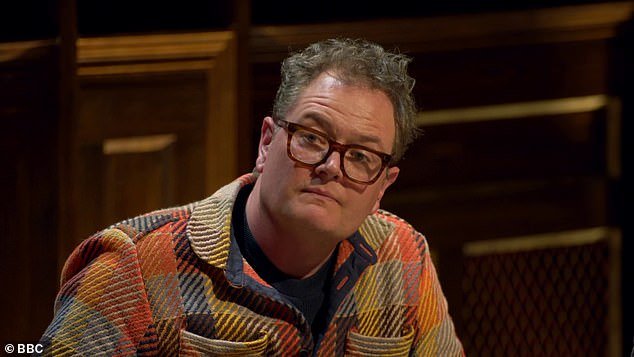 103345653-15230645-Alan_Carr_and_Paloma_Faith_s_Celebrity_Traitors_feud_has_deepene-a-8_1761568136559.jpg