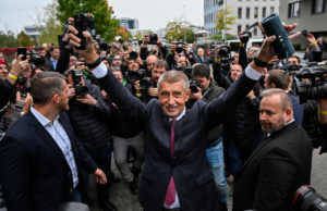 El populista Babis Cruise Cruise para ganar la selección checa, buscará el apoyo de las fiestas de Fringer