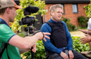 El tribunal de apelaciones sueco redimió parcialmente al trabajador de extrema derecha para quemar la copia del Corán parcialmente