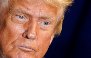 Trump ha determinado que estamos en la batalla con las drogas de drogas, les cuente los documentos al Congreso