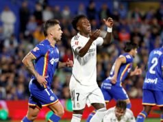 Actúa como agente nervioso de Vinicius.