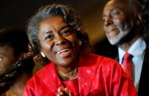 Earle-Sears culpa al ‘silencio’ de Spanberger por los efectos de cierre de Virginia