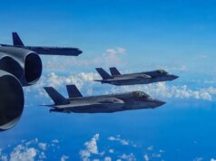 Bombarderos, marines y buques de guerra se concentran en el Caribe a medida que Estados Unidos amplía su presencia