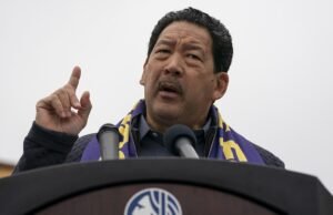 El alcalde de Seattle dice que no tiene “ningún deseo de la cárcel repetidos en debate