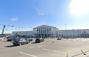 El aeropuerto de Vilnius de Lituania es la suspensión de globo, reelacionado después del desvío