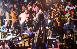 Los cómics de stand-up de Congo han tomado la meta de moler la batalla del país