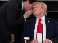 Para los asesores y funcionarios de Trump, la guerra en línea siempre está en marcha