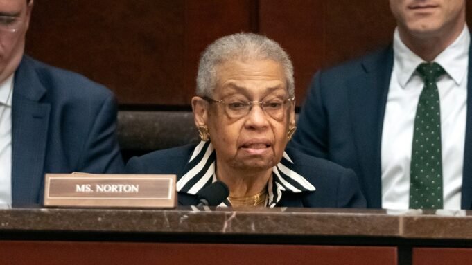 eleanor-norton.jpg