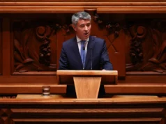 Permitir la aprobación del presupuesto negándose a los socialistas de Portugal