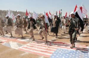 Un miembro de la tripulación muere tras el ataque de los hutíes a un carguero holandés en el Golfo de Adén