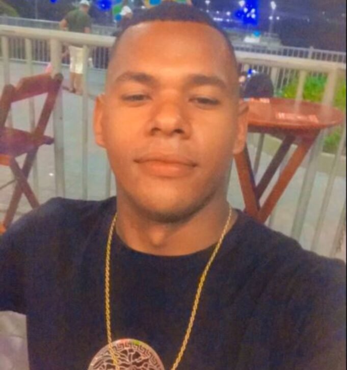 jovem-tiros.jpg