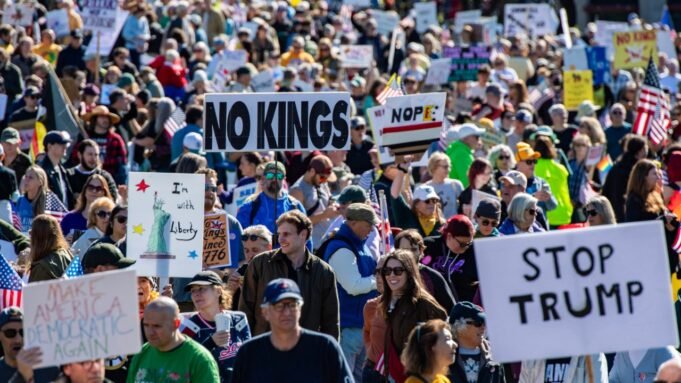 no-kings-boston.jpg