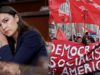 AOC emplea a un ex jefe socialista para manejar el dinero de la campaña