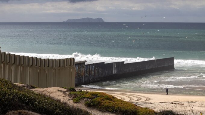san-diego-tijuana-border.jpg