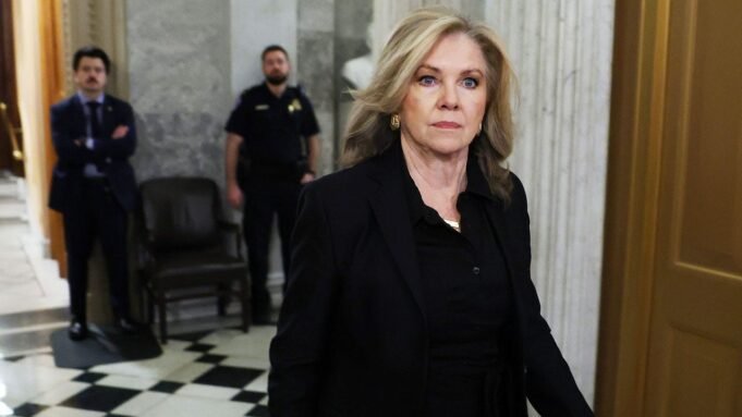 senator-marsha-blackburn-walking.jpg