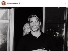 Jennifer Aniston finalmente se vuelve oficial en Instagram con su novio gurú del amor Jim Curtis