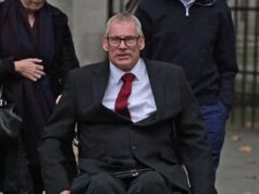 Un jardinero paralizado tras caerse de una escalera mientras podaba los árboles de una pareja multimillonaria pierde una oferta de compensación de £1 millón ante el Tribunal Superior después de que un juez dictaminara que no era su empleado