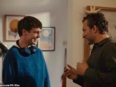 La estrella emergente del anuncio de John Lewis no le dijo a su madre que iba a aparecer en él, mientras su orgulloso padre “llora al verlo” en la televisión.