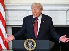 Trump admite que el Partido Republicano sufrió un gran golpe electoral mientras reconsidera la estrategia de cierre