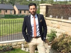 Una mujer británica llora en el banquillo mientras ella y un hombre de Zimbabwe son acusados de asesinar a una modelo de 37 años encontrada moribunda en la calle.