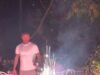 Sir David Beckham corre para ponerse a cubierto mientras los fuegos artificiales explotan frente a él mientras Victoria advierte “¡cuidado!”