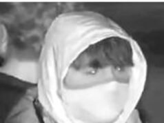 Caza al matón enmascarado que dejó a un niño en estado crítico después de lanzar fuegos artificiales durante la masacre de Bonfire Night