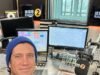 Vernon Kay se pierde su programa de Radio 2 y deja a sus colegas en apuros apenas un día después de disculparse por decir malas palabras en vivo al aire.