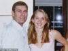 Un tesoro de correos electrónicos de Epstein confirma que la foto explosiva de ‘Andrew y Virginia’ es REAL y revela el mensaje del entonces Príncipe a su amigo financiero pedófilo pidiendo ayuda para limpiar su nombre.