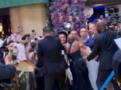 Ariana Grande es emboscada por un fan en el estreno de Wicked: For Good mientras Cynthia Erivo salta para proteger a su coprotagonista