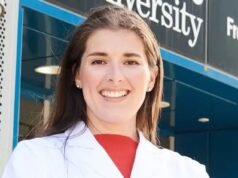 Tengo una edad biológica de 20 años; no es de extrañar que todo el mundo se sorprenda de mi edad REAL, dice la Dra. NICHOLA CONLON. Estos son los secretos sobre el envejecimiento que todo el mundo necesita saber, y cómo tú también puedes lucir y sentirte como yo.