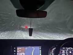 Cientos de automovilistas están atrapados en los páramos del norte de York mientras las tormentas de nieve dejan las carreteras intransitables y las temperaturas caen a -11 °C en el Ártico.